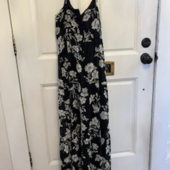 J. Crew Mercantile Maxi Dress Black/White Floral Tiered Strappy, Size 8 - Picture 6 of 11
